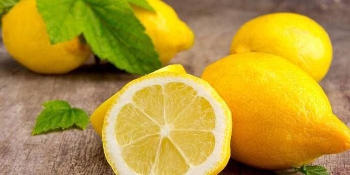 Tırnak mantarına karşı limon